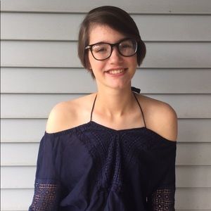 Meet your Posher, Olivia